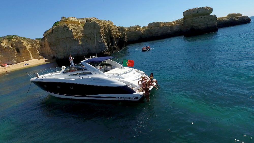 Afternoon Luxury Cruise - ALGARVE YACHT CHARTER CENTRE